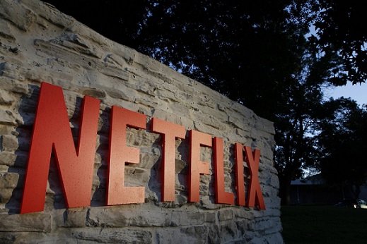 Netflix намерен занять еще 1 млрд долларов