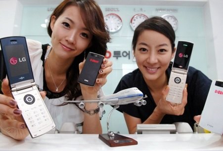 Мобильный бизнес LG терпит убытки второй год кряду