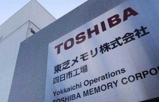 Toshiba не может произвести отчуждение своего полупроводникового бизнеса из-за Apple