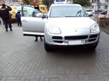      Porsche    -   