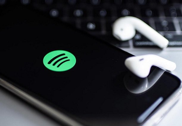 Spotify вложит $100 млн в создание контента для «притесняемых групп»