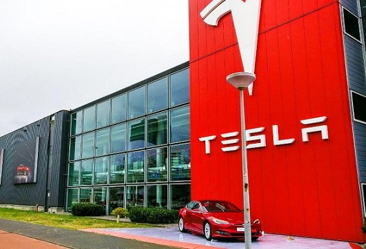 Акционеры Tesla дали добро на второй сплит акций