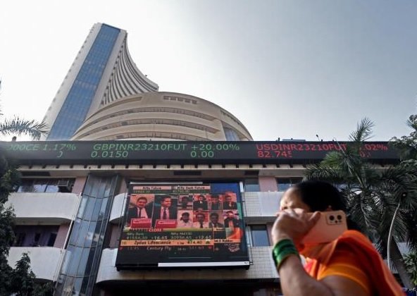 Гонконг уступил Индии свое место в рейтинге крупнейших фондовых рынков