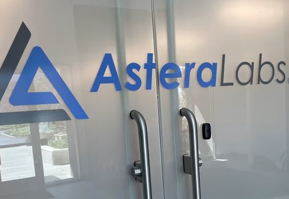 Разработчик ИИ-софта Astera Labs разместил акции на 713 млн USD