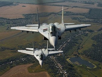 ВВС России: общий налёт лётчиков в 2012 году составил более 300 тыс. часов ВВС России: общий налёт лётчиков в 2012 году составил более 300 тыс. часов