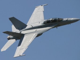 ������ ��������� 24 ������������ Super Hornet ������� ���������