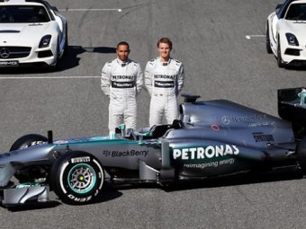 F1: Вольфф и Браун мирно поделили Mercedes