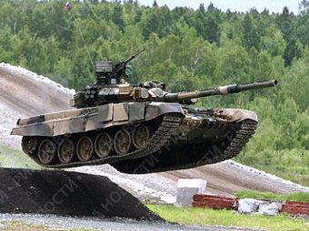 ����������������� �-90C ������� ����������� �� �������� IDEX-2013