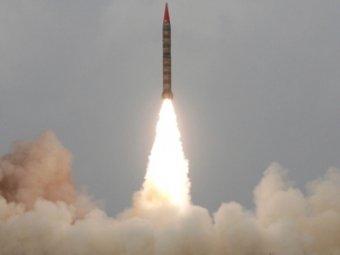 Хатф-2"- баллистическая ракета Пакистана, способная нести ядерную боеголовку успешно прошла испытания