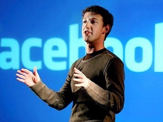 Основатель Facebook за 2012 год заработал менее $2 млн