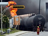 До 100 человек пропали без вести после взрыва состава с нефтью в центре города в Канаде
