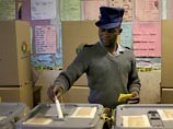 В Зимбабве партия Мугабе получила конституционное большинство