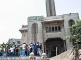 Египетская армия освободила мечеть в центре Каира. Исламистов вывозили на броневиках