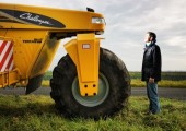����-�����: AGCO Terragator