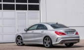 Mercedes-Benz показал CLA 250 Sports и гоночный CLA 45 AMG