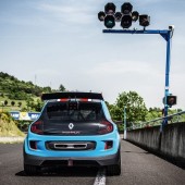 Неделя скорости: Renault Twinrun Неделя скорости: Renault Twinrun