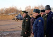 Заместитель МО РФ генерал-полковник Павел Попов совершил рабочую поездку на авиабазу в Псковской области