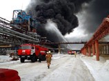От взрыва и пожара на каучуковом заводе в Омске пострадали 11 человек